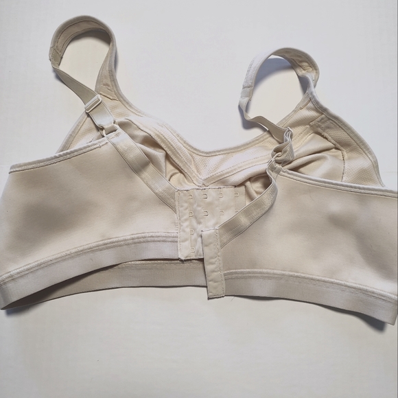 Playtex bra - Picture 2 of 3